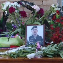 В Красногвардейском районе попрощались с погибшим на Украине матросом Анохиным