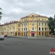 Оренбуржцев заставляют демонтировать кондиционеры и застекленные балконы