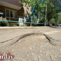 По оренбургским дворам невозможно передвигаться молча