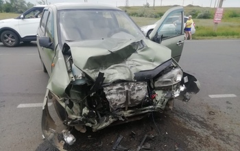 В Орске в ДТП пострадали водители автомобилей «Рено» и «Лада»
