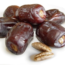 Оренбуржца отправили на 1,5 года в колонию за украденные финики и чернослив