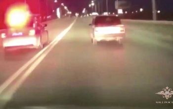 В Оренбурге, чтобы задержать водителя-лихача, пришлось применить табельное оружие