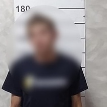 Гоп-стоп по-оренбургски: во дворе дома мужчина напал на 18-летнюю студентку