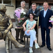 Оренбургские чиновники продолжают гастролировать в качестве актёров