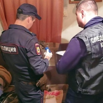 В Орске брат застрелил родного брата из обреза и сбежал (18+)