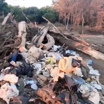 В Рязани на месте крушения Ил-76 из Оренбурга вместо памятника организовали свалку