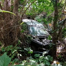 В Оренбурге угонщик со стажем 300 метров толкал машину без аккумулятора и 