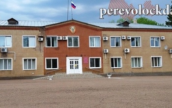 Сколько нынче получают чиновники в Переволоцком
