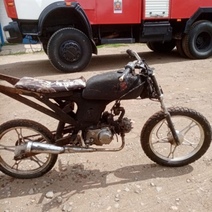 В Новосергиевском районе у подростка во время езды загорелся мопед