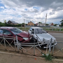 В Нежинке из-за столкновения Форда и ВАЗа пострадали дети