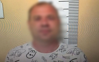 Житель Оренбурга облил знакомую растворителем и чиркнул спичкой (18+)