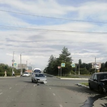 В Гае не смогли разъехаться LADA и ВАЗ, пострадали два человека