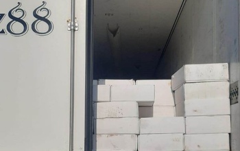 В Оренбуржье таможенники задержали фуру с 20 тоннами санкционки
