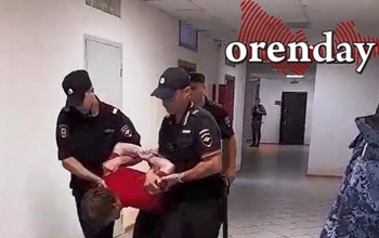 Родители обвиняемого в убийстве врача оренбуржца носят ему передачки в СИЗО (18+)