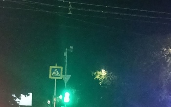 В Оренбурге столкнулись ВАЗ-2106 и мотоцикл. Есть пострадавший