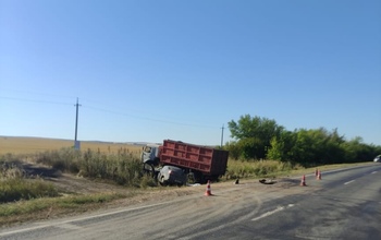 Под Саракташом при столкновении LADA и КамАЗ погибла 84-летняя пассажирка (18+)