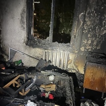 В Оренбурге на пожаре на улице Салмышской спасли мужчину