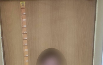 Оренбурженка на детской площадке украла у гражданки Индии планшет