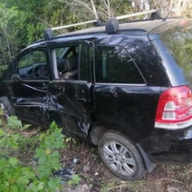 В Оренбурге два автомобиля после столкновения слетели в кювет, есть пострадавшие