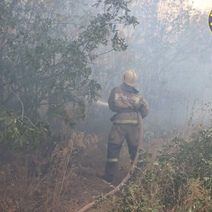 В Оренбурге из-за пожара в «Качкарском Маре» введен режим повышенной готовности