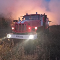 В Оренбуржье борьба с природными пожарами не прекращалась даже ночью