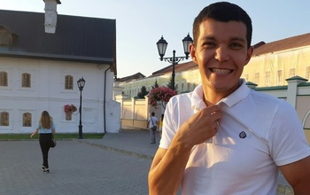 В Оренбурге появился первый мастер по маникюру мужского пола