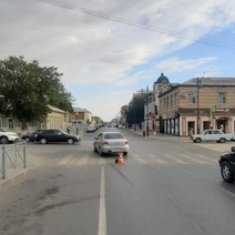 Шел на «красный»: водитель Nissan Almera сбил на пешеходном переходе подростка