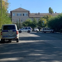 К военкомату Гая приехали сотрудники полиции