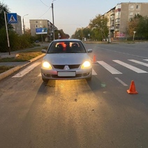 В Новотроицке 61-летний мужчина получил тяжелые переломы под колёсами 