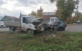 Два водителя пострадали в ДТП на улице Шевченко в Оренбурге