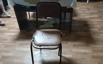 В Октябрьском доме-интернате постоялец ударил стулом по голове пьяного слепого мужчину