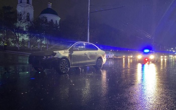 В Оренбурге на улице Чкалова под колёсами 