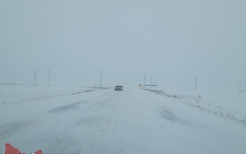 В Оренбуржье не все опасные участки трасс дорожники успевают своевременно чистить и обрабатывать ото льда