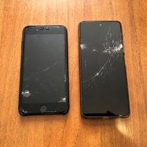 В Саракташе женщина из-за дорожного конфликта разбила телефоны обидчицы