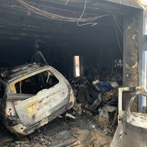 В Ясном из-за сварочных работ сгорел автомобиль вместе с гаражом