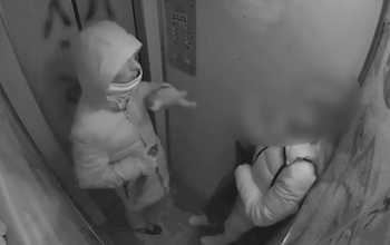 В Оренбурге в лифте дома на Транспортной совершено разбойное нападение