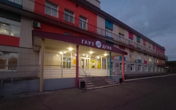 При отсутствии питания для родителей в детских больницах оренбуржцам следует обращаться к прокурору