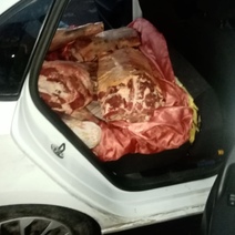 В Оренбуржье из Казахстана пытались ввезти говядину, колбасу и кумыс без документов