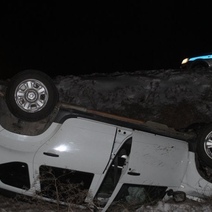 Под Гаем грузовик врезался во внедорожник и отправил его в кювет