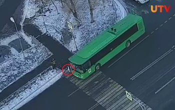 В Оренбурге вышедший в первый день на рейс новый автобус сбил пешехода