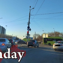 В Оренбурге проспект Победы наглухо 