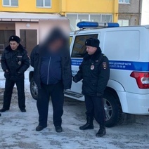 Житель Орска средь бела дня угнал авто, потому что ему срочно нужно было доехать до дома