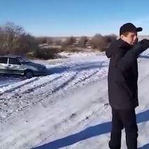 В Светлом нетрезвые мужчины поехали кататься на чужом автомобиле