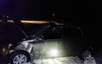 В Оренбуржье в слетевшем в кювет авто погиб человек