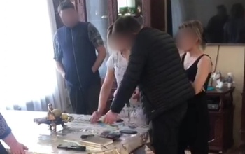 В Оренбурге на скамье подсудимых за 53 эпизода мошенничества окажется жительница Самары