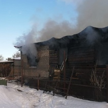В Гайском городском округе восемь часов тушили жилой дом