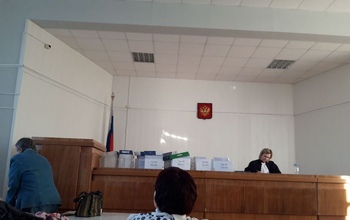Не ходят в суд по очереди: в Оренбурге вновь отложили заседание по делу «Семейной копилки»