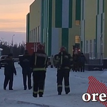 В Оренбурге в СОШ №89 прорвало трубу отопления