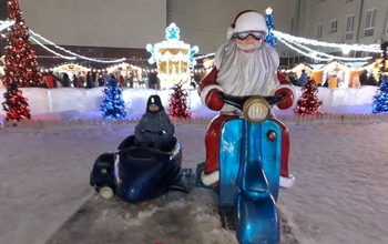 В Оренбурге последний день дорабатывает новогодний городок