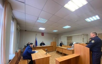 Орчанину, вынесшему труп убитой жены в подъезд, надоело в СИЗО (18+)